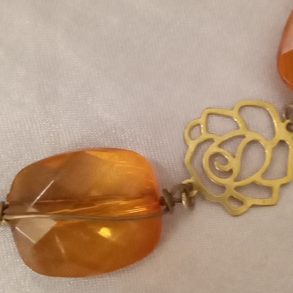 Antique Necklace - Picture 2 of 4